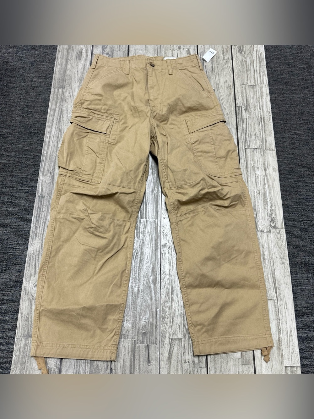 NWT Gap Cargo Tan Pants Sz 28x28 Utility Pockets Adjustable Ankle Military
